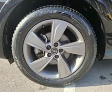 Zunanja slika - Opel Grandland - 1.2 TURBO 96KW - LEPO OHRANJEN - POTRJENA SERVISNA - 8 - Predogledna slika