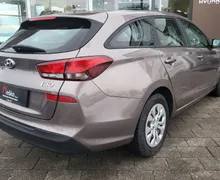 Zunanja slika - Hyundai i30 Wagon - 1.5 110 MPI TREND-slo-1last-ac-el.paket-servisna - 5 - Predogledna slika