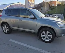 Zunanja slika - Toyota RAV4 - 2.2 D-4D 4WD ExecutiveTOOP STANJE  BREZ RJE... - 4 - Predogledna slika