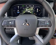 Zunanja slika - Mitsubishi Outlander - PHEV 4WD 2.4 Instyle+ Avt. - 11 - Predogledna slika