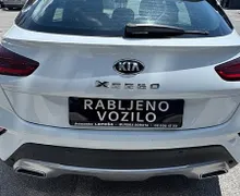 Zunanja slika - KIA XCeed - 1.0 T-GDI - 4 - Predogledna slika