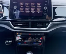Notranja slika - Volkswagen T-Roc - 2.0 TDI BMT R-Line DSG-Vl.kljuka-Masaža-IQ Light.. - 9 - Predogledna slika