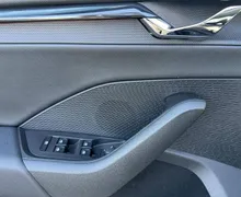 Notranja slika - Škoda Octavia - Combi 2.0 TDI Ambition DSG - 13 - Predogledna slika