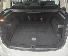 Notranja slika - Volkswagen Touran - 2.0 TDI BMT DSG - 10 - Predogledna slika