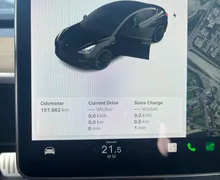 Notranja slika - Tesla Model 3 - 3D3 / 3D1 - 18 - Predogledna slika