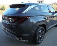 Zunanja slika - Hyundai Tucson - 1.6 T-GDI 150 TREND 2WD°WINTER° ZALOGA ° - 4 - Predogledna slika