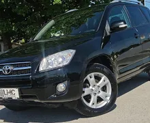 Zunanja slika - Toyota RAV4 - 4WD 2.2 D-4D 150ks °1.LASTNIK° °NOVE GUME° - 2 - Predogledna slika
