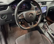 Zunanja slika - Škoda Octavia - RS 2.0 TDI 4x4 DSG | PANORAMA | ODLIČNA PRILOŽNOST - 6 - Predogledna slika