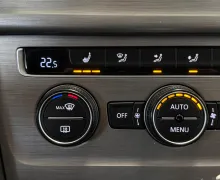 Zunanja slika - Volkswagen Golf - 1.6TDI-DSG-2X-PDC-DIGI-KLIMA-TEMPOMAT-GRET-SED-17C - 19 - Predogledna slika