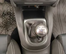 Notranja slika - Citroën C4 - 1.6 e-HDi 6 PRESTAV-NAVIGACIJA-TEMPOMAT-ODLIČEN - 11 - Predogledna slika
