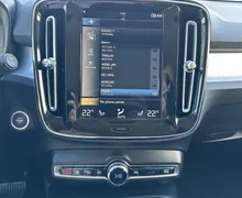 Notranja slika - Volvo XC40 - T3 Momentum Pro Avt. - 16 - Predogledna slika