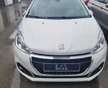 Zunanja slika - Peugeot 208 - 1.2 PureTech 83 S S Allure  67674KM.SERVISNA - 3 - Predogledna slika