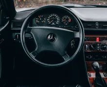 Zunanja slika - Mercedes-Benz E-Razred - CE300 AMG Usnje Starodobnik Strešno okno Klima - 13 - Predogledna slika
