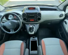 Notranja slika - Peugeot Partner - 1,6 HDi Base L2 - 15 - Predogledna slika