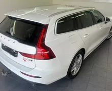 Zunanja slika - Volvo V60 - D3 Momentum Pro Avt+4 ALU.USNJE.NAVI.4X4.TOP - 1 - Predogledna slika