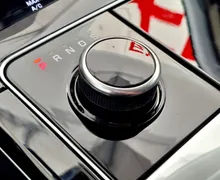 Zunanja slika - Land Rover Range Rover Velar - 2.0 TD Base Aut.•ALCANTARA•KAMERA•ALU20•VL.KLJU - 14 - Predogledna slika