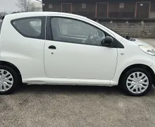 Zunanja slika - Citroën C1 - 1.0i + 1.Lastnik + SLO POREKLO + BREZ POLOGA - 4 - Predogledna slika