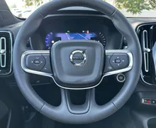 Notranja slika - Volvo XC40 - B3P Core Avt. - 14 - Predogledna slika