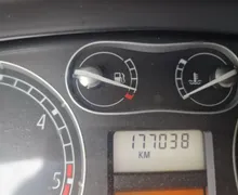 Notranja slika - Renault Laguna - 1.9 dCi - 7 - Predogledna slika
