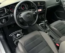 Notranja slika - Volkswagen Golf - 2.0 TDI-H LINE-BI XENON+ALCANTARA-KREDIT IN LIZING - 8 - Predogledna slika
