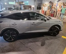 Zunanja slika - Nissan Qashqai - Tekna 1.3 Dih-T MHEV 158 2wd X-Tronic 2T - 5 - Predogledna slika
