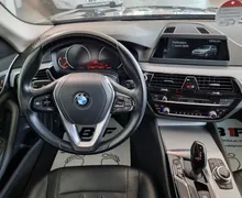Notranja slika - BMW Serija 5 - 520 - 11 - Predogledna slika