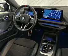 Notranja slika - BMW serija 1: - M135 xDrive |360K|ACC|HUD|Harman|Gretje|KeyGo| - 11 - Predogledna slika