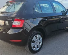 Zunanja slika - Škoda Fabia - 1.0 75ks °LED° °OGR.SEDEŽI° °2x PARK.SENZORJI° - 5 - Predogledna slika