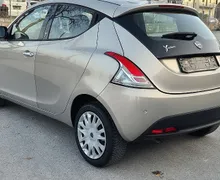 Zunanja slika - Lancia Ypsilon - 0.9 TwinAir + AUTOMATIC + IT DOK + EXTRA CENA - 7 - Predogledna slika