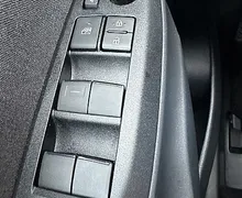 Zunanja slika - Toyota Yaris Cross - 1.5 VVT-i hibrid Sport-NAVI-KAMERA-LED-FULL ASSIS - 15 - Predogledna slika