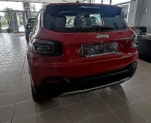 Zunanja slika - Jeep Avenger - Altitude 1.2 GSE 100 - 4 - Predogledna slika