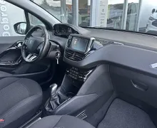 Zunanja slika - Peugeot 208 - 1.2 PureTech 82 ALLURE - 10 - Predogledna slika