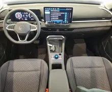 Notranja slika - Volkswagen T-Roc - 1.5 eTSI Life DSG - 10 - Predogledna slika
