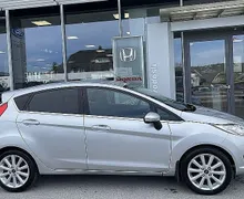 Zunanja slika - Ford Fiesta - | 1.0 EcoBoost | TITANIUM | SLO | 1.LASTNIK | - 4 - Predogledna slika