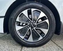 Notranja slika - KIA Ceed SW - 1.5 T-GDI LX Champion+ ISG DCT - 9 - Predogledna slika