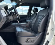 Notranja slika - SsangYong Rexton - 2.2 XDi Limited 4WD AT - 10 - Predogledna slika