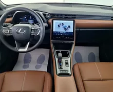 Zunanja slika - Lexus LBX - AWD 1.5 HEV Elegant Tech Aut•MEMORY•ACC•GRET.VOLAN - 13 - Predogledna slika