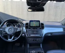 Zunanja slika - Mercedes-Benz GLE-Razred - GLE 250d-PANORAMA-360°-USNJE- NAVI-H K - 8 - Predogledna slika