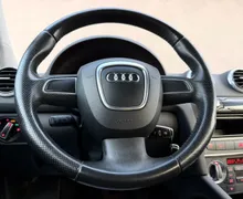 Zunanja slika - Audi A3 - Ambiente 2.0 TDI S-tronic F1 2.LASTNIK ALU 16. - 7 - Predogledna slika