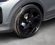 Zunanja slika - Volkswagen T-Roc - 1.5 eTSI R-Line DSG-SLO-IQ Light-Vlečna kljuka.... - 6 - Predogledna slika