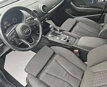 Notranja slika - Audi A3 - Limuzina 35 TDI Sport S tronic 1.LETO JAMSTVA - 8 - Predogledna slika
