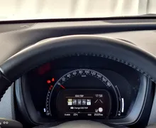 Zunanja slika - Toyota Aygo - 1.0 X-PLAY ALLOYS TOUCH •SLO•KAMERA•ACC• - 17 - Predogledna slika