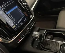 Zunanja slika - Volvo V90 - D3 Momentum-LED-PDC-KLJUKA - NAVI - VRHUNSKI - 19 - Predogledna slika