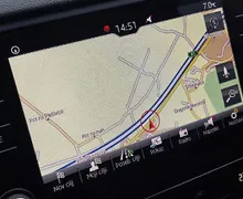Zunanja slika - Škoda Octavia - 1.6 TDI STYLE ALU PLATIŠČA-PDC-NAVIGACIJA - 15 - Predogledna slika