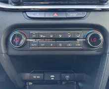 Notranja slika - KIA Ceed - 1.5 T-GDI EX Vision ISG - 19 - Predogledna slika