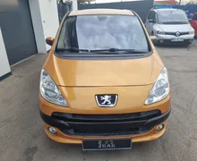 Zunanja slika - Peugeot 1007 - Style 1.4 98964 KM. AVT.KLIMA.2XEL. DRSNA VRATA - 3 - Predogledna slika