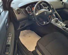 Zunanja slika - Peugeot 3008 - HYBRID 4X4-LED-NAVI-PDC-KLJUKA-HITRI KREDIT- - 7 - Predogledna slika