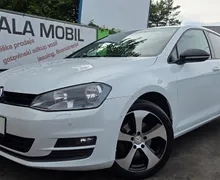 Zunanja slika - Volkswagen Golf - 2.0 TDI BMT CUP EDITION ALU PLATIŠČA-NAVI-PDC - 18 - Predogledna slika