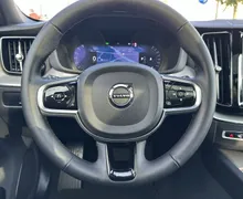 Notranja slika - Volvo XC60 - B4 P Plus Dark Avt. - 14 - Predogledna slika