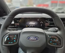 Zunanja slika - Ford Capri - Style 52kWh 170PS-NA ZALOGI-DOBAVA TAKOJ - 11 - Predogledna slika